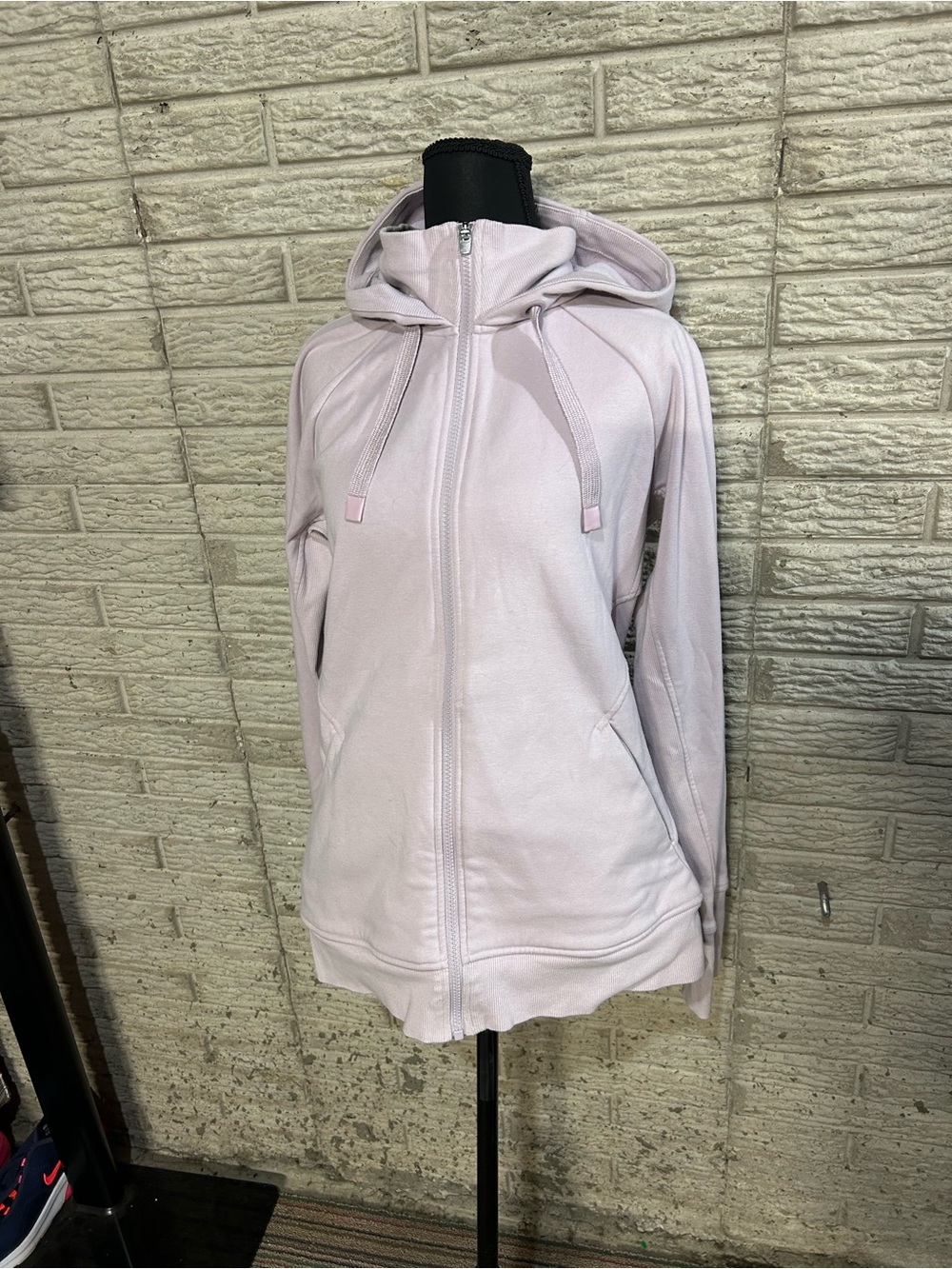 Athleta Triumph Hoodie Women's Full Zip Hoodie - Aurora Purple Size Medium
